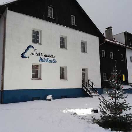 Hotel U Andela Michaela Javorná Exterior foto